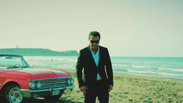 Erdal Erdoğan - Mutlu Ol Yeter